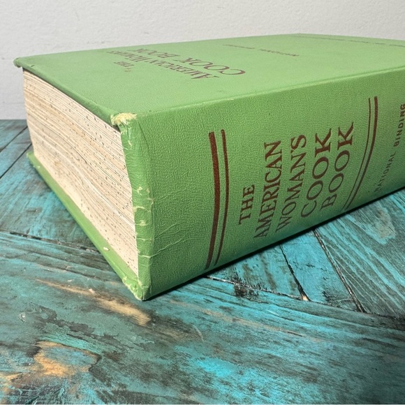 The American Woman's Cook Book 1960s - Picture 6 of 11